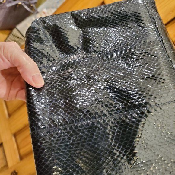 Navy Blue Snakeskin Crossbody/Clutch - Picture 4 of 10